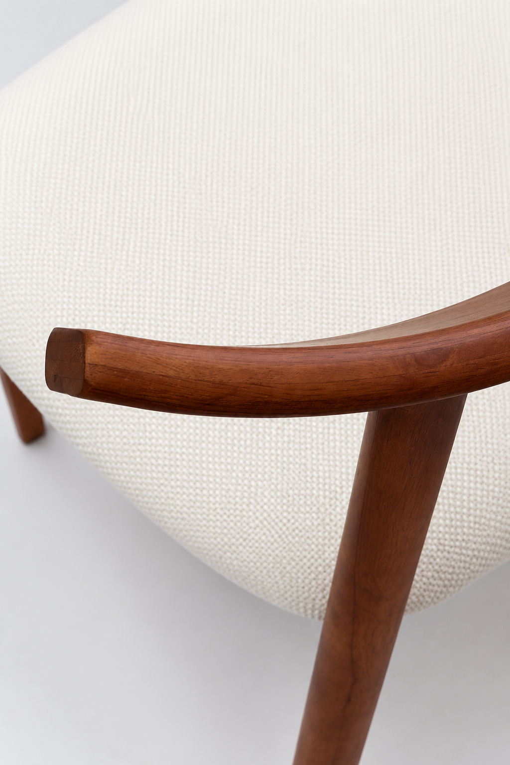 Silla Asia | Silla de Comedor en Madera con Asiento Tapizado