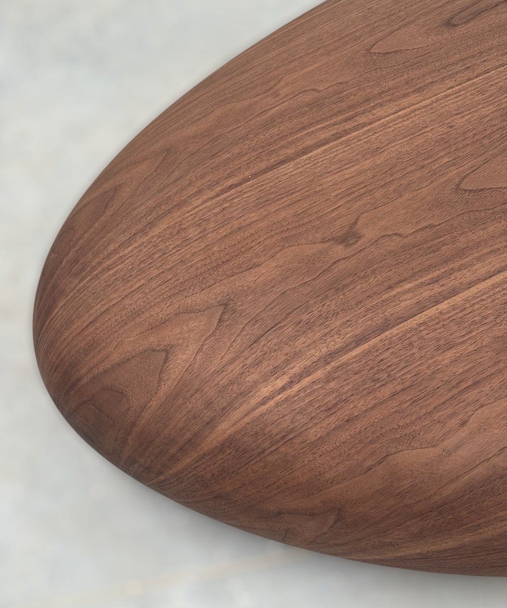 Mesa Shell | Diseño Orgánico y Contemporáneo en Madera de Fresno