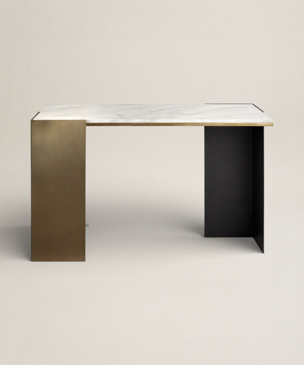 recibidor metálico con top blanco marmolado