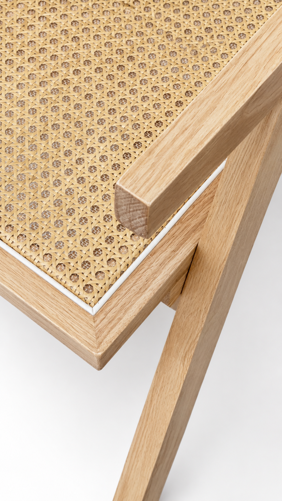 Silla de Madera y Ratán | Silla con Brazos de Diseño Natural